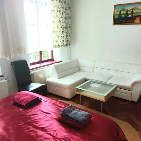 Oberschmiede בית הארחה