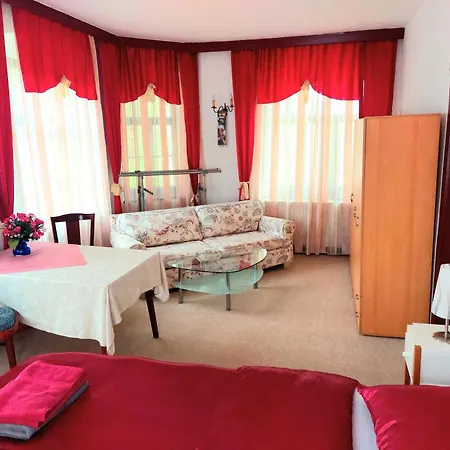 Oberschmiede בית הארחה