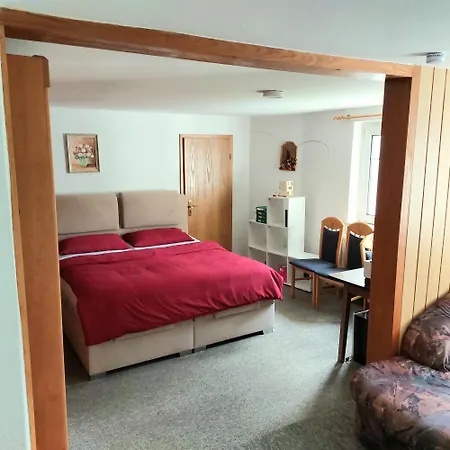 Oberschmiede Auf der Wiese